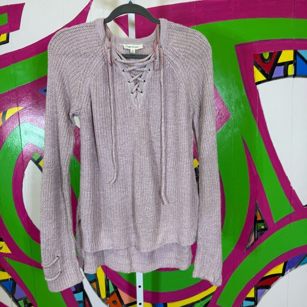 Cloud Chaser, Acrylic Knit Sweater. Size Medium. Good used condition!